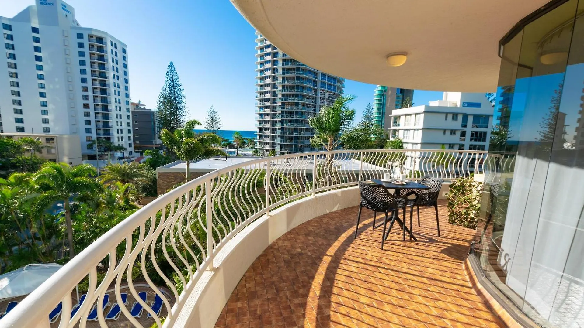 Aegean Resort Apartments Gold Coast 4*,