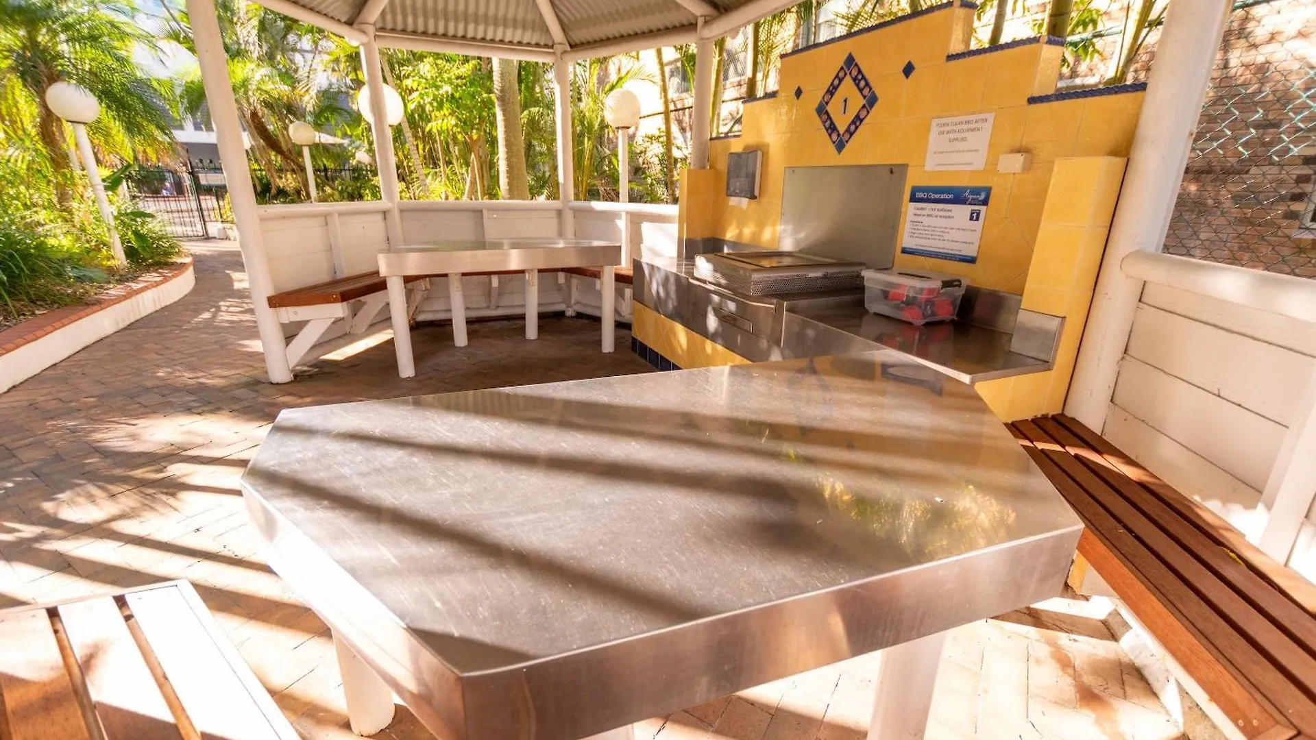 Aegean Resort Apartments Gold Coast 4*,  Australie