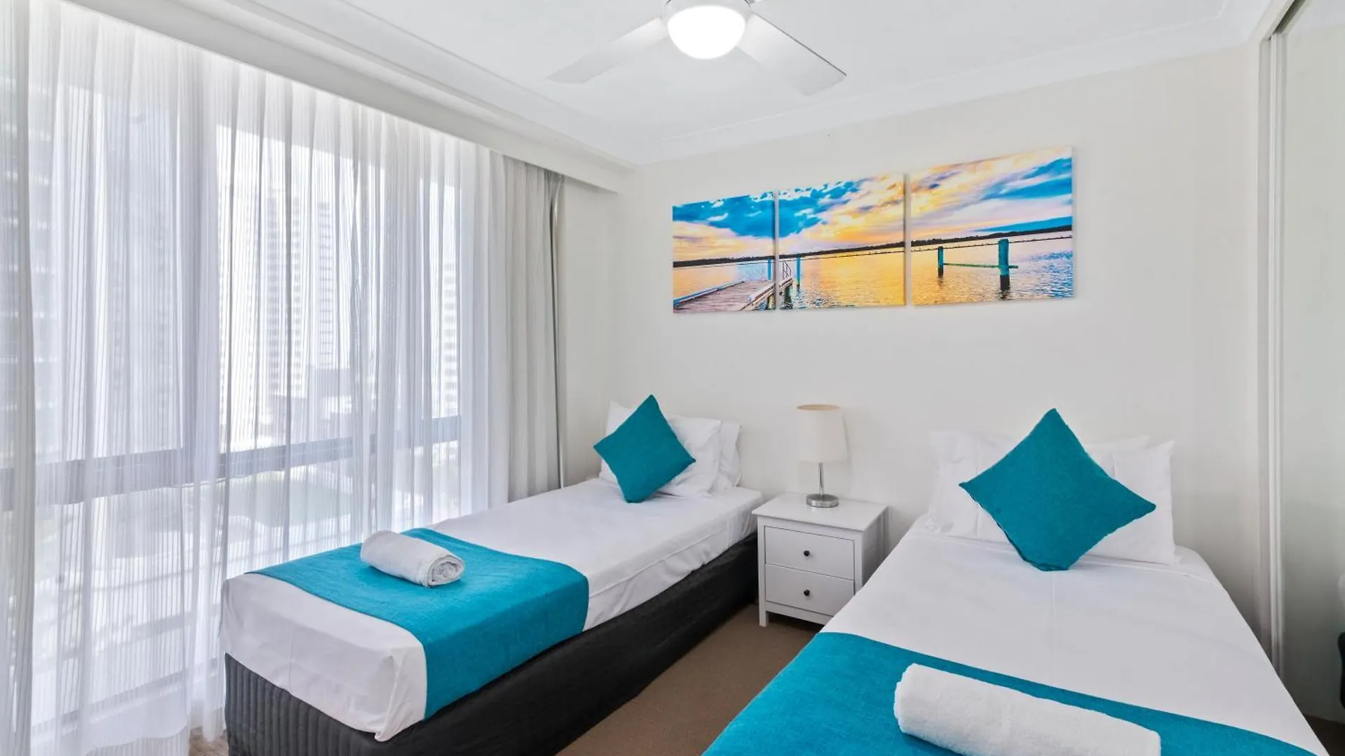 Aegean Resort Apartments Gold Coast 4*,